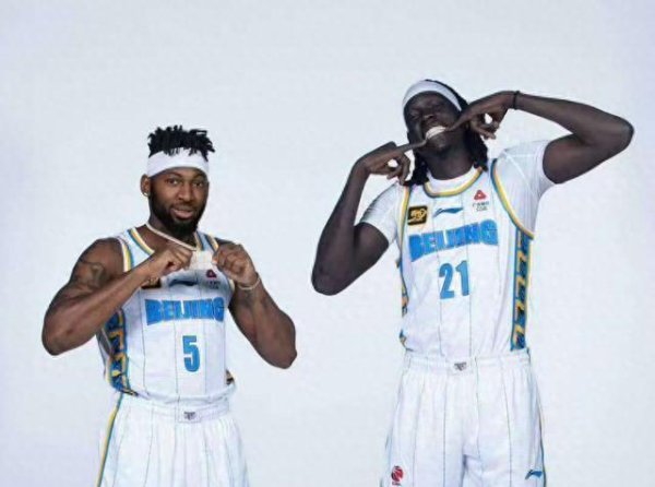 顺策略 CBA最新消息！北京首钢完成重要签约，斯佩尔曼或加盟新疆男篮